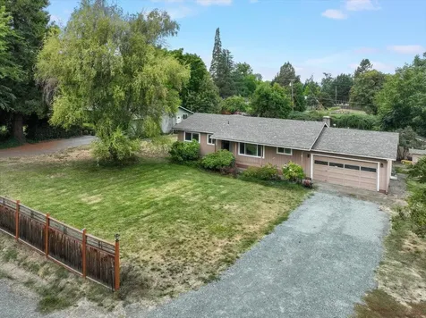 230 Glen Drive Grants Pass OR 97526