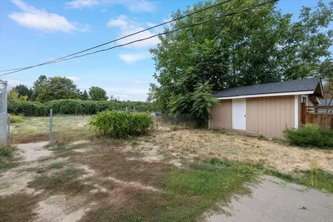 230 Glen Drive Grants Pass OR 97526