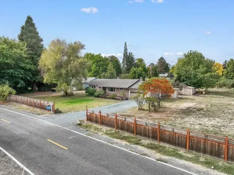 230 Glen Drive Grants Pass OR 97526