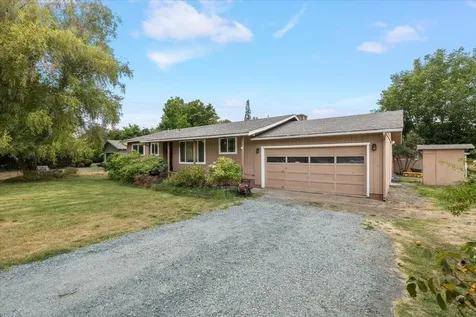 230 Glen Drive Grants Pass OR 97526