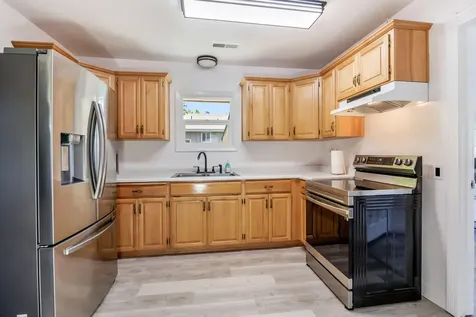 1016 W 2nd Street Medford OR 97501