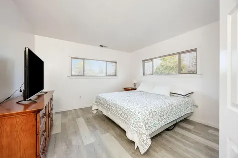 1016 W 2nd Street Medford OR 97501