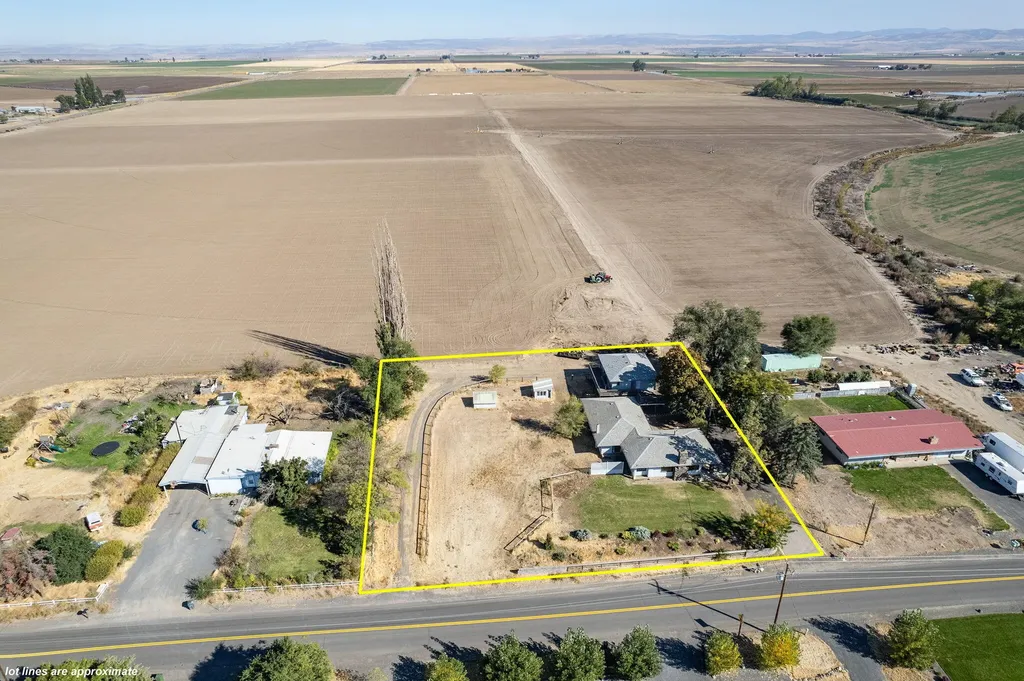 5769 NW Columbia Drive Madras OR 97741
