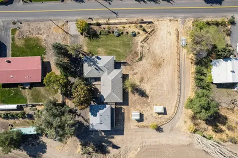 5769 NW Columbia Drive Madras OR 97741