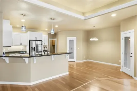 1691 Thrasher Lane Medford OR 97504