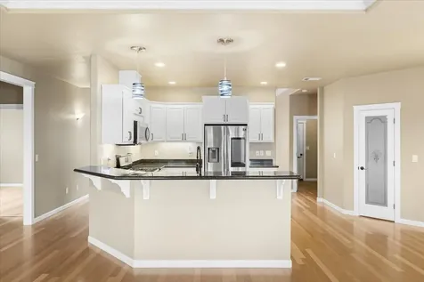 1691 Thrasher Lane Medford OR 97504