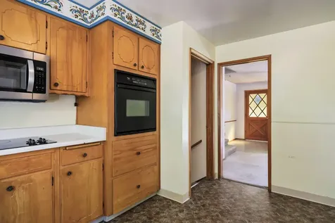 645 Ashland Street Ashland OR 97520