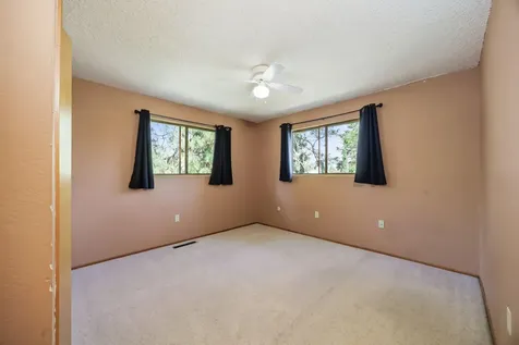 645 Ashland Street Ashland OR 97520