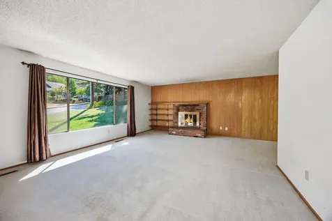 645 Ashland Street Ashland OR 97520