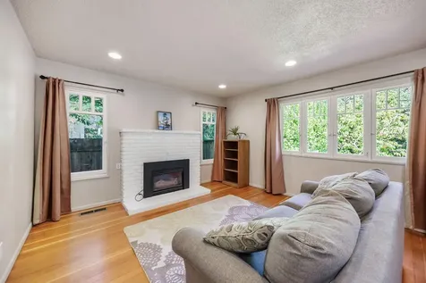 710 S Oakdale Avenue Medford OR 97501