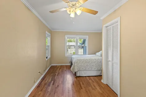 135 Foots Creek Road Gold Hill OR 97525