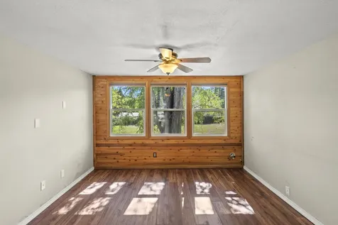 135 Foots Creek Road Gold Hill OR 97525