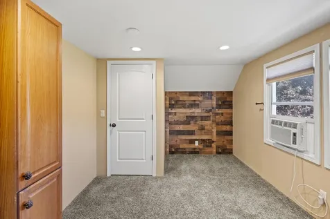 135 Foots Creek Road Gold Hill OR 97525