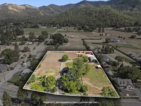 135 Foots Creek Road Gold Hill OR 97525