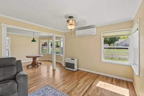 135 Foots Creek Road Gold Hill OR 97525
