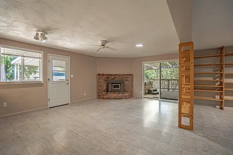 20 Allen Lane Talent OR 97540