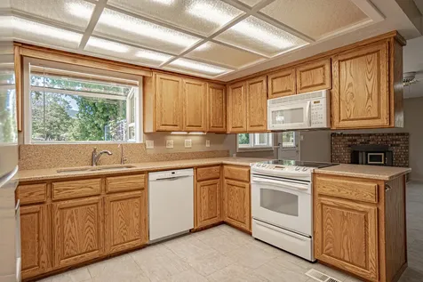 20 Allen Lane Talent OR 97540