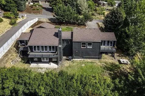 1383 Highcrest Drive Medford OR 97504