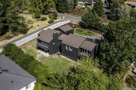 1383 Highcrest Drive Medford OR 97504