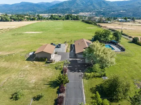 630 E Valley View Road Ashland OR 97520