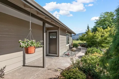 630 E Valley View Road Ashland OR 97520