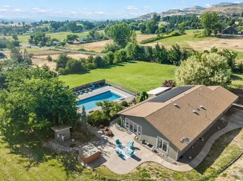 630 E Valley View Road Ashland OR 97520