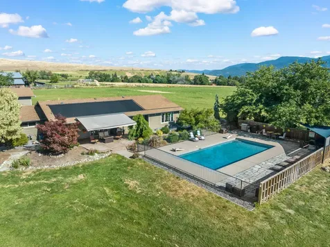 630 E Valley View Road Ashland OR 97520