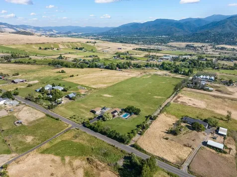 630 E Valley View Road Ashland OR 97520