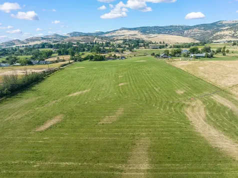 630 E Valley View Road Ashland OR 97520