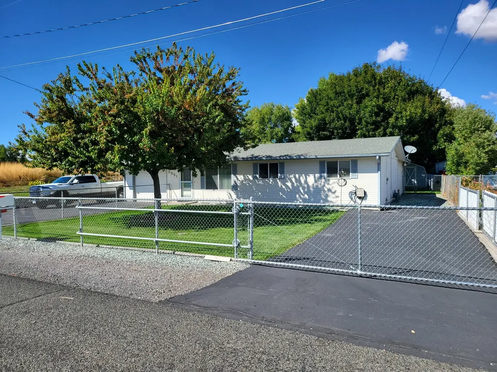 3821 Sturdivant Avenue Klamath Falls OR 97603