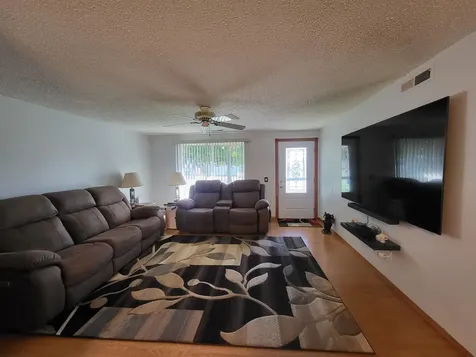 3821 Sturdivant Avenue Klamath Falls OR 97603