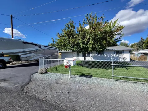 3821 Sturdivant Avenue Klamath Falls OR 97603
