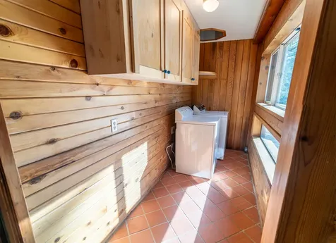 175 Beacon Hill Lane Ashland OR 97520