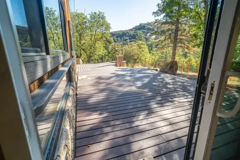 175 Beacon Hill Lane Ashland OR 97520