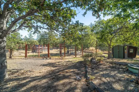 175 Beacon Hill Lane Ashland OR 97520