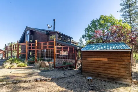 175 Beacon Hill Lane Ashland OR 97520