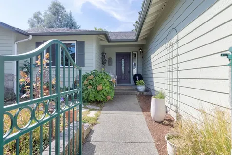 2642 SW Allen Creek Road Grants Pass OR 97527