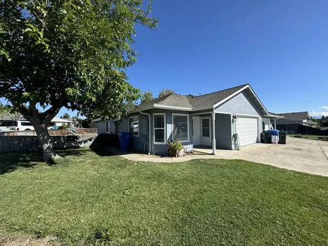 436 Merlee Circle Eagle Point OR 97524