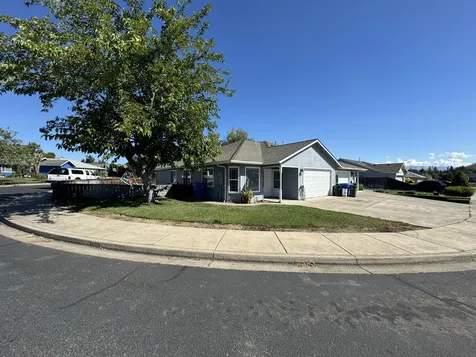 436 Merlee Circle Eagle Point OR 97524