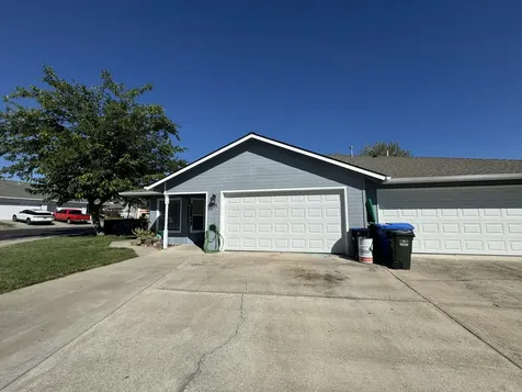 436 Merlee Circle Eagle Point OR 97524