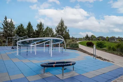 21372 NE Evelyn Place Bend OR 97701