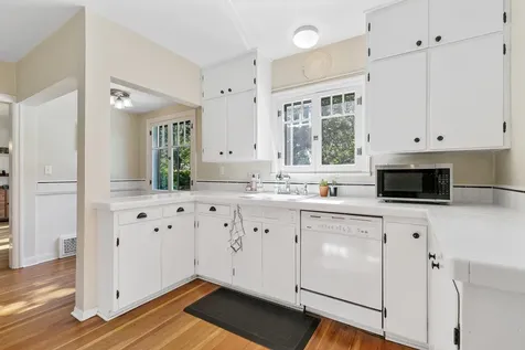 34 Glen Oak Court Medford OR 97504