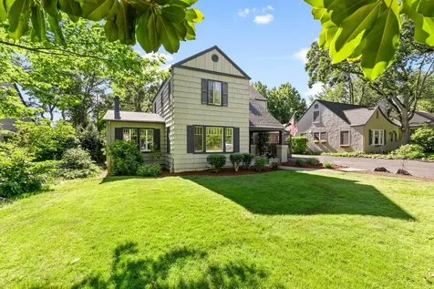 34 Glen Oak Court Medford OR 97504
