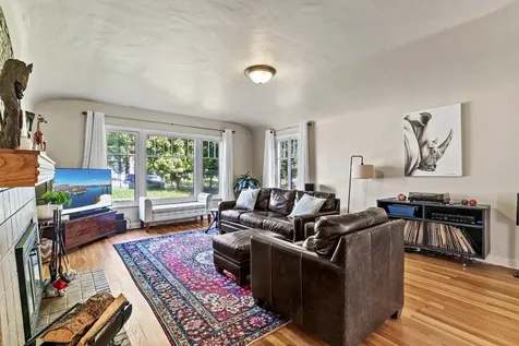 34 Glen Oak Court Medford OR 97504