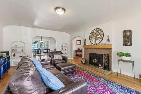 34 Glen Oak Court Medford OR 97504