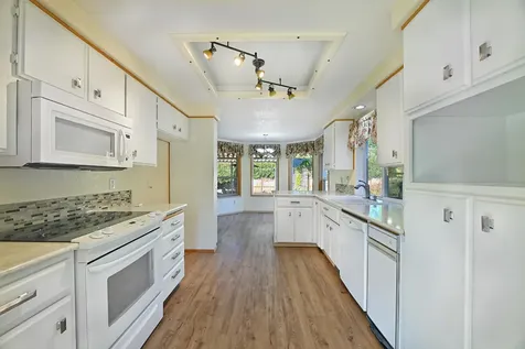 1838 Cascadia Circle Medford OR 97504