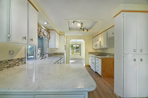 1838 Cascadia Circle Medford OR 97504