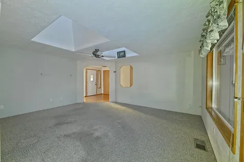 1838 Cascadia Circle Medford OR 97504