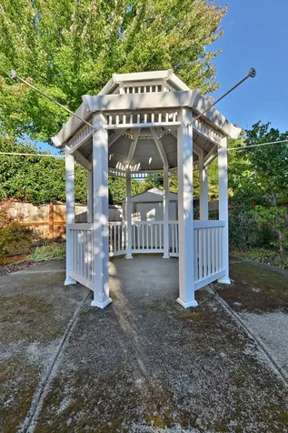 1838 Cascadia Circle Medford OR 97504