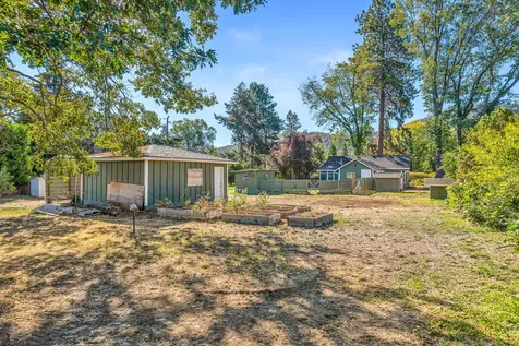 1968 Pioneer Road Talent OR 97540